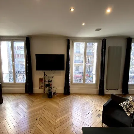Luxury Lovely Big Flat 3 Br Apartment *